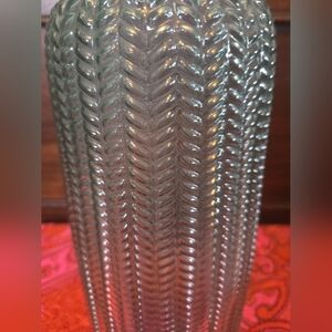 Elegant Glass Vase - Blue